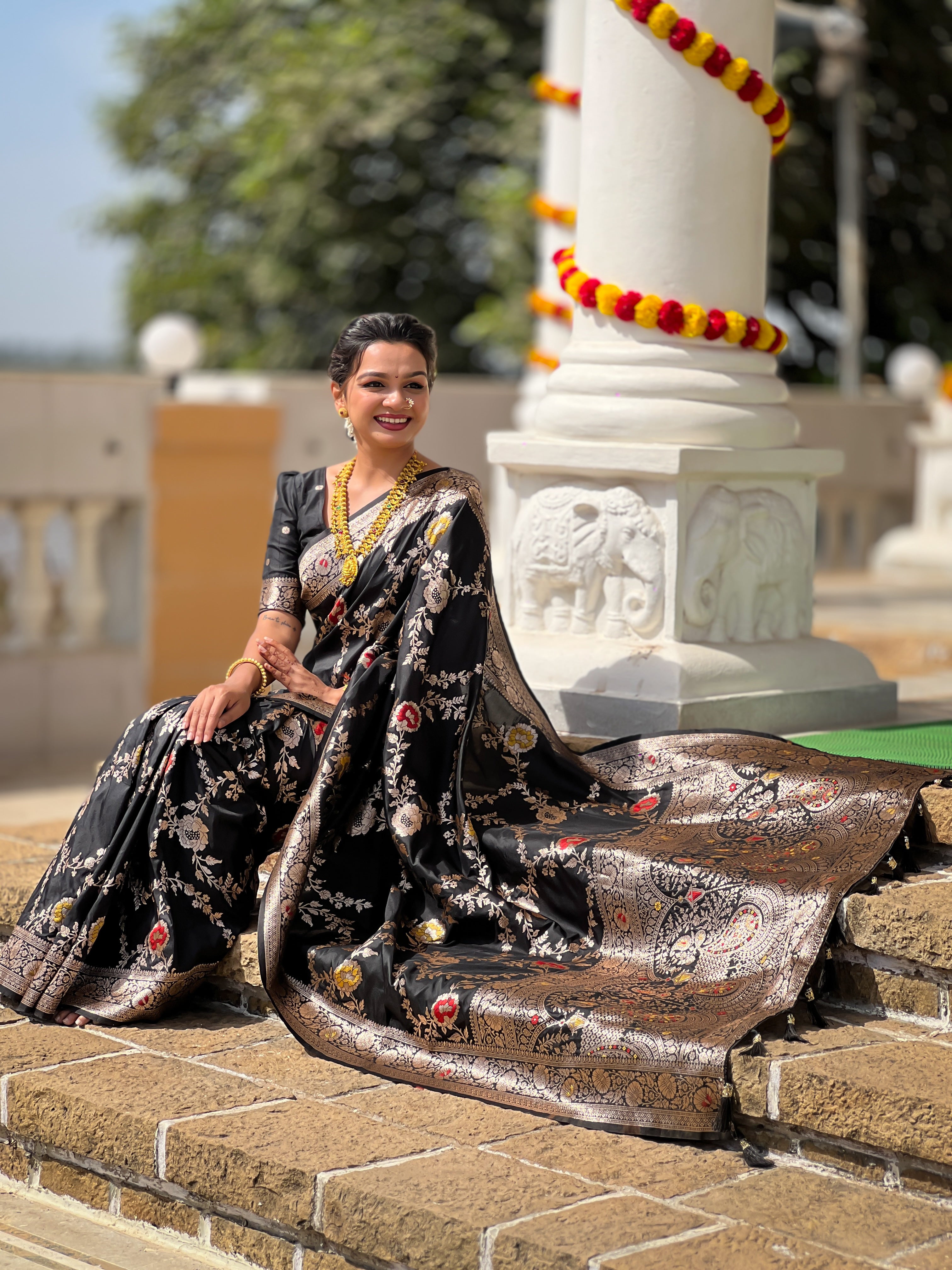 Soft Banarasi Silk Saree with Zari Weaving & Meenakari Touch – Rich Pallu & Border