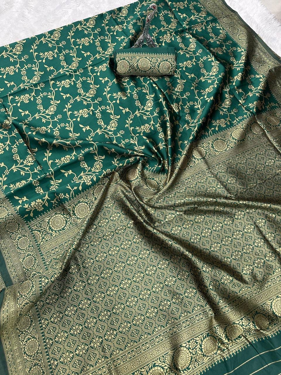 Organic Banarasi Lichi Silk Saree with Blouse Piece – Wedding & Festive Wear