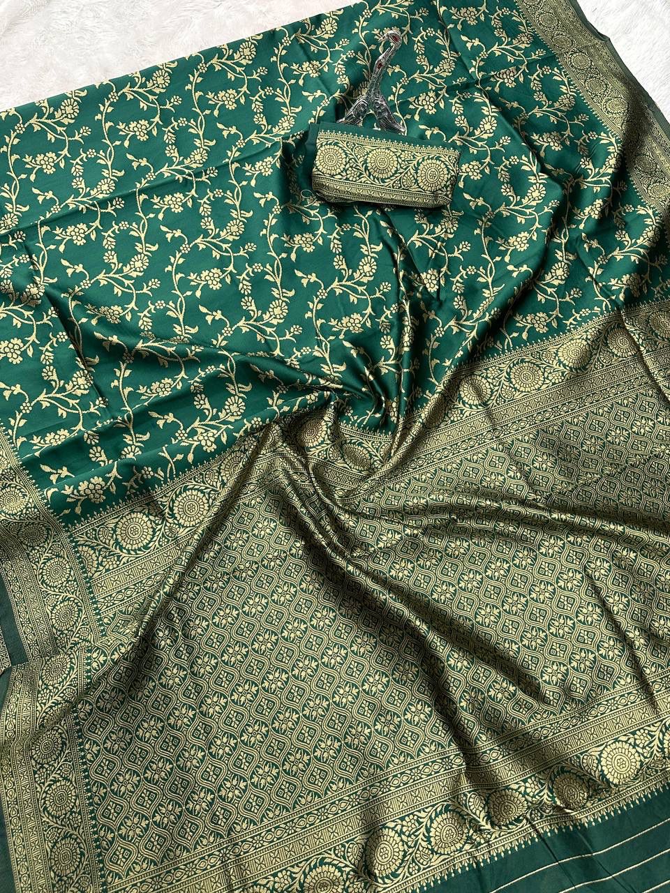 Organic Banarasi Lichi Silk Saree with Blouse Piece – Wedding & Festive Wear