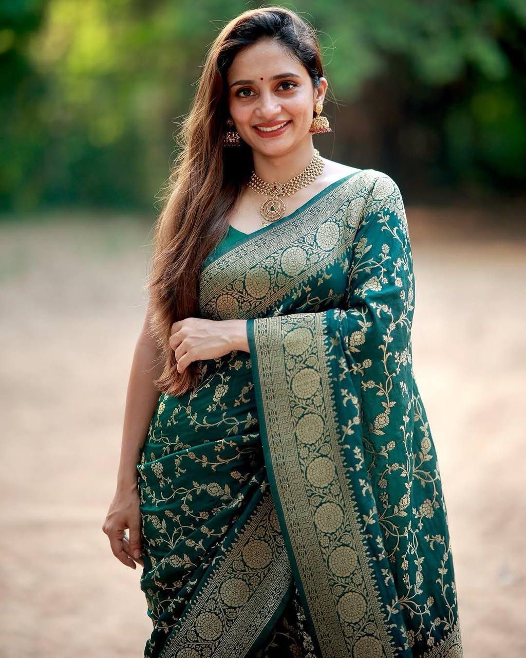 Organic Banarasi Lichi Silk Saree with Blouse Piece – Wedding & Festive Wear