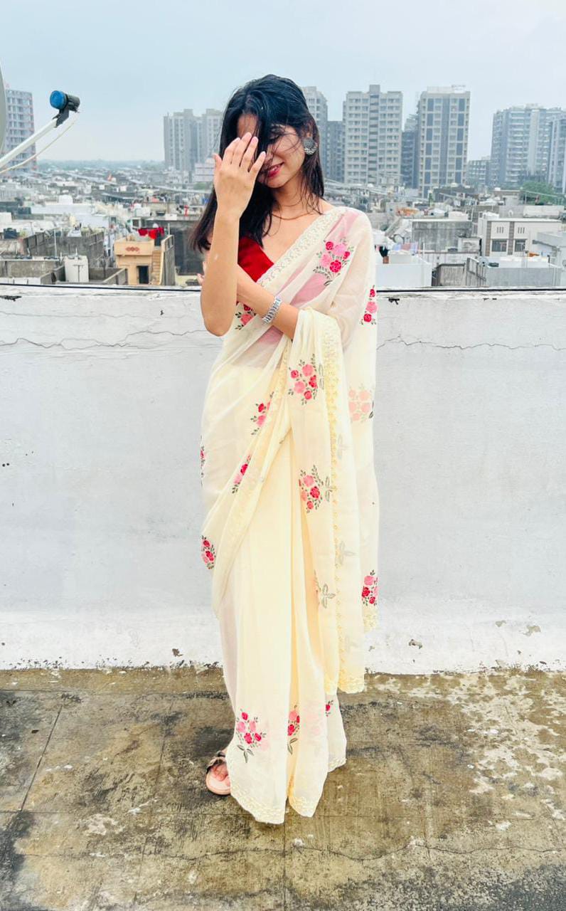 ✨ New Fancy Designer Saree – Elegant Thread & Sequence Work ✨