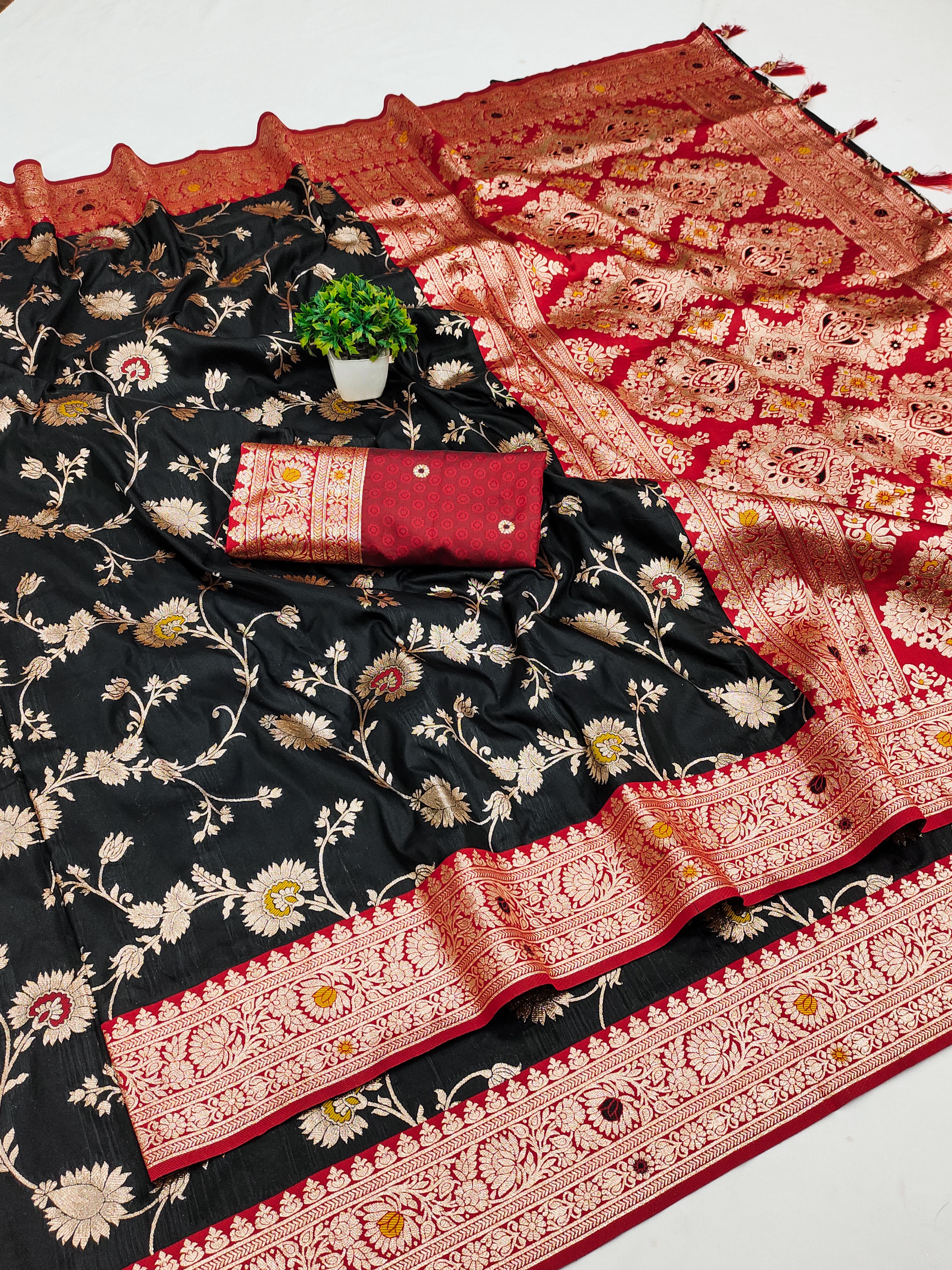 Soft Banarasi Silk Saree with Zari Weaving & Meenakari Work – Rich Pallu & Contrast Border