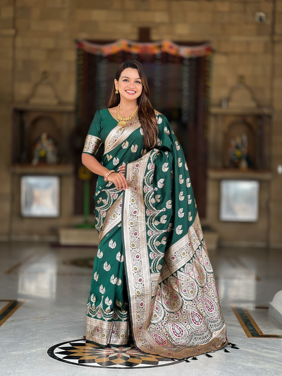 Soft Banarasi Silk Saree with Meenakari Weaving & Rich Pallu