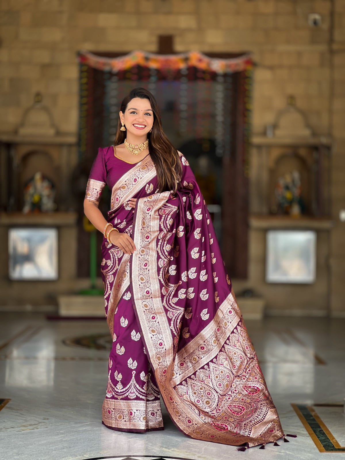 Soft Banarasi Silk Saree with Meenakari Weaving & Rich Pallu