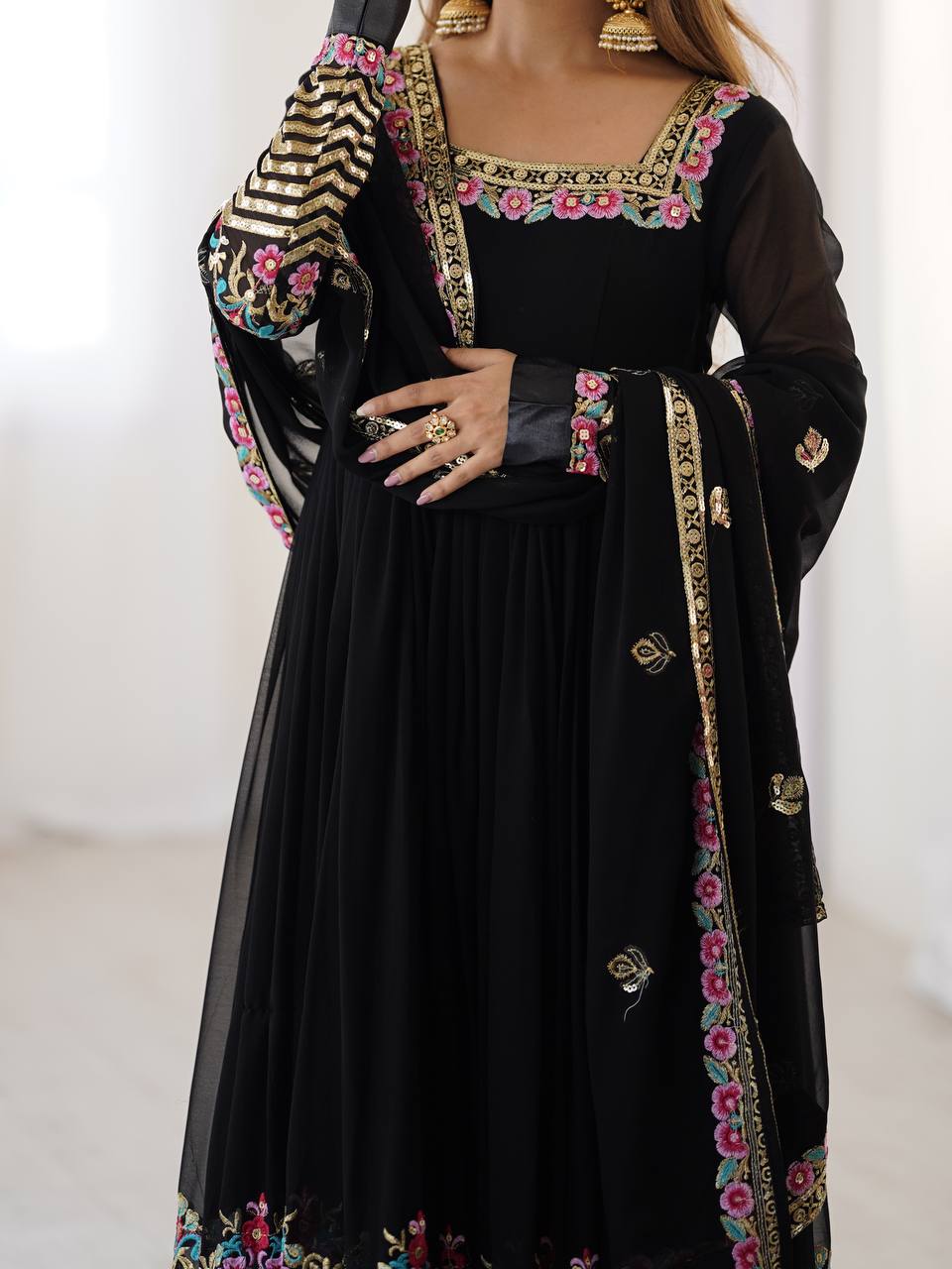 💃 Elegant Embroidered Sequence Designer Anarkali Three Piece Set – Festive & Party Ready 💫