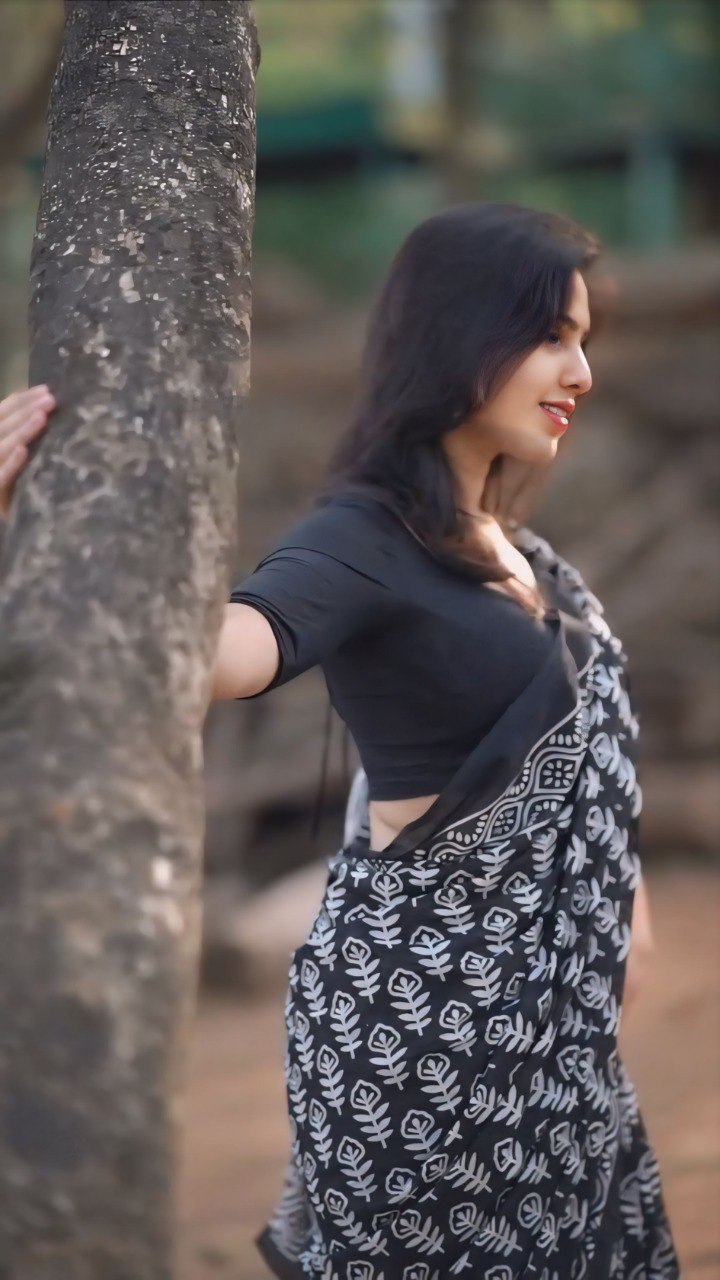 🖤 Elegant Black Printed Cotton Redy To Wear  Saree with Blouse 🖤