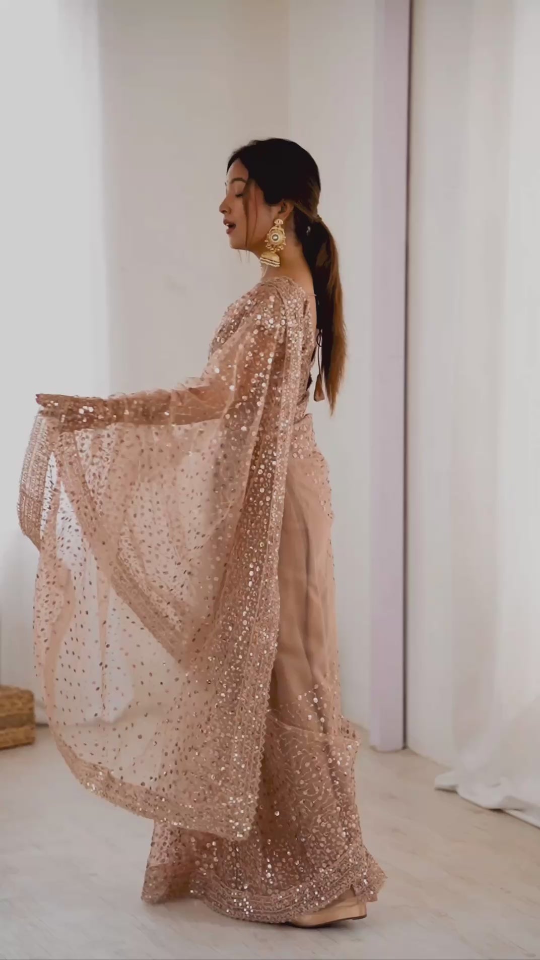 ✨ Glitter & Glamour Net Saree Set – Perfect for Festive & Party Looks ✨